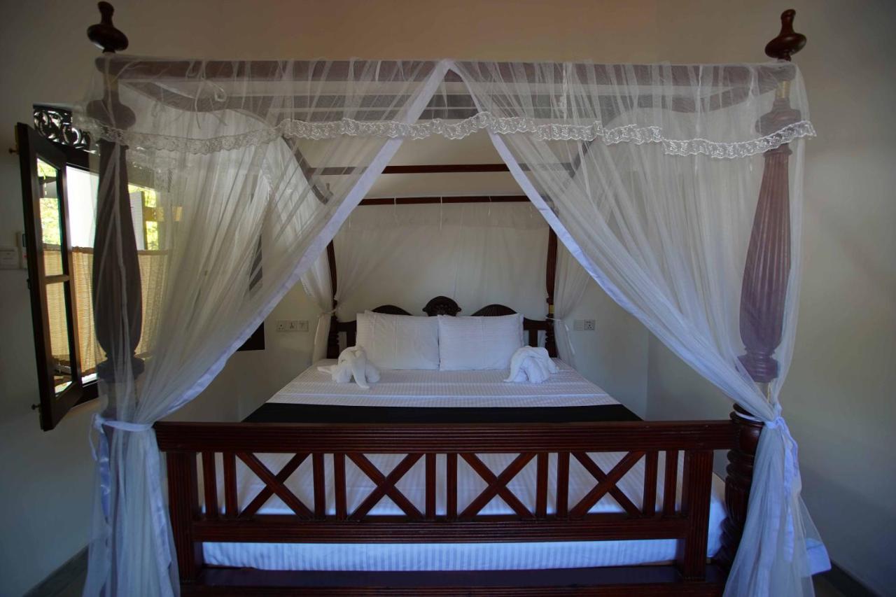 KapuGedara297 Bed & Breakfast Galle Bagian luar foto